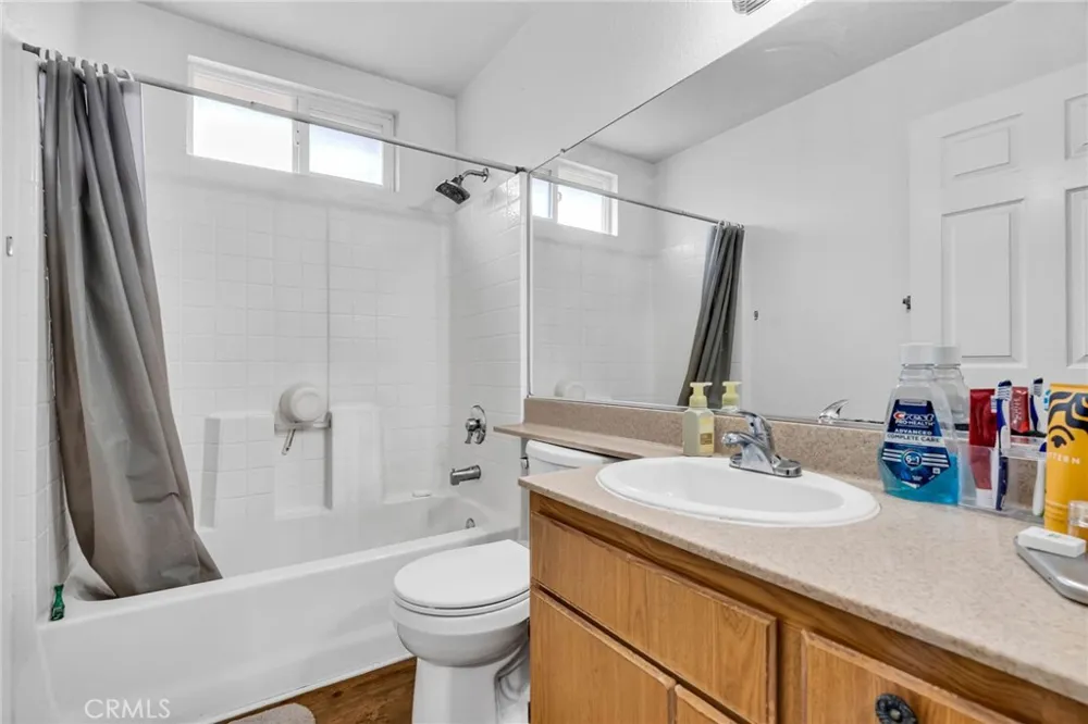 9155 Cedros Avenue #12 Panorama City, CA 91402