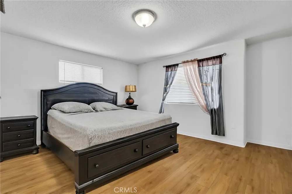 9155 Cedros Avenue #12 Panorama City, CA 91402