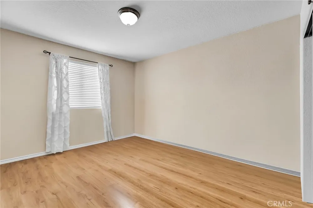 9155 Cedros Avenue #12 Panorama City, CA 91402