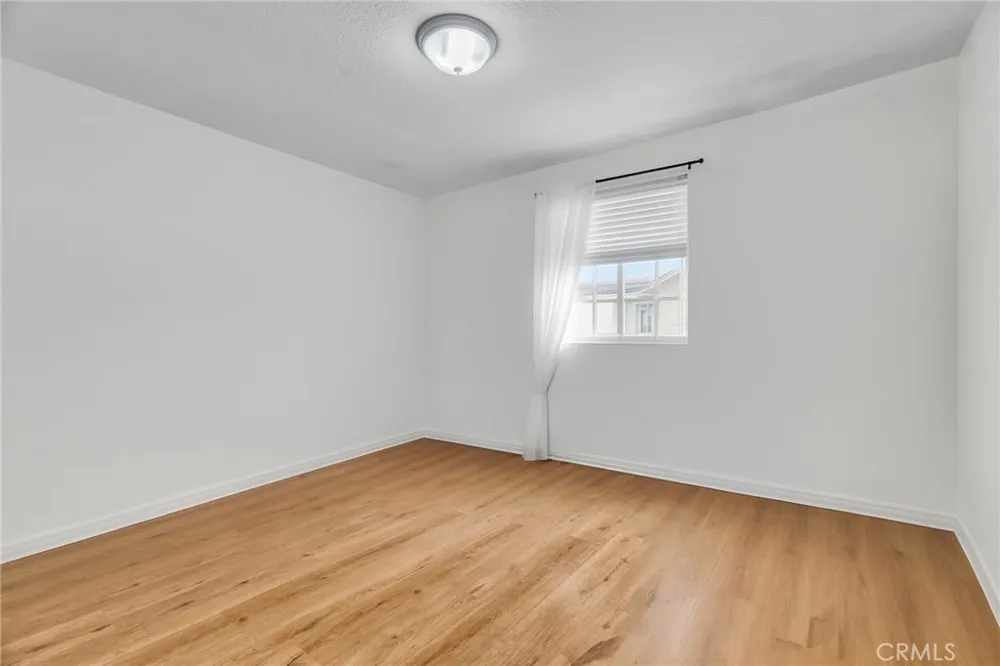 9155 Cedros Avenue #12 Panorama City, CA 91402