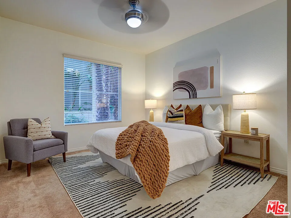 6020 S Seabluff Drive #122