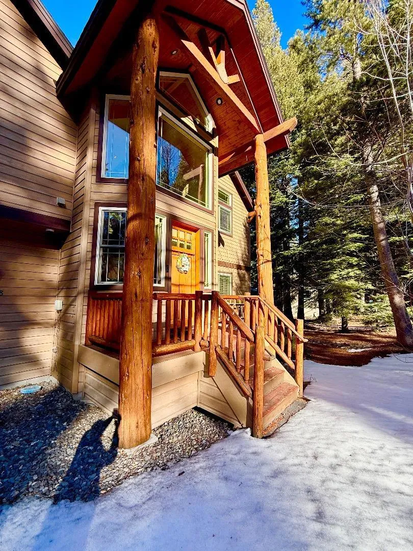 1528 Chippewa Street South Lake Tahoe, CA 96150