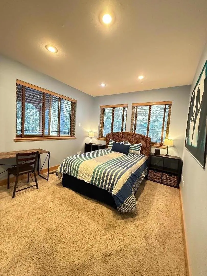 1528 Chippewa Street South Lake Tahoe, CA 96150