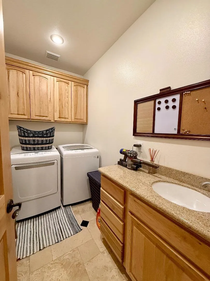 1528 Chippewa Street South Lake Tahoe, CA 96150