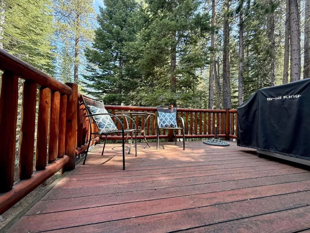 1528 Chippewa Street South Lake Tahoe, CA 96150