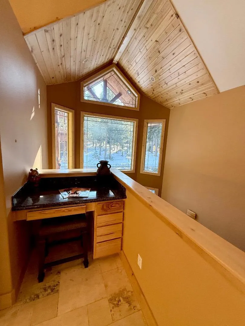 1528 Chippewa Street South Lake Tahoe, CA 96150