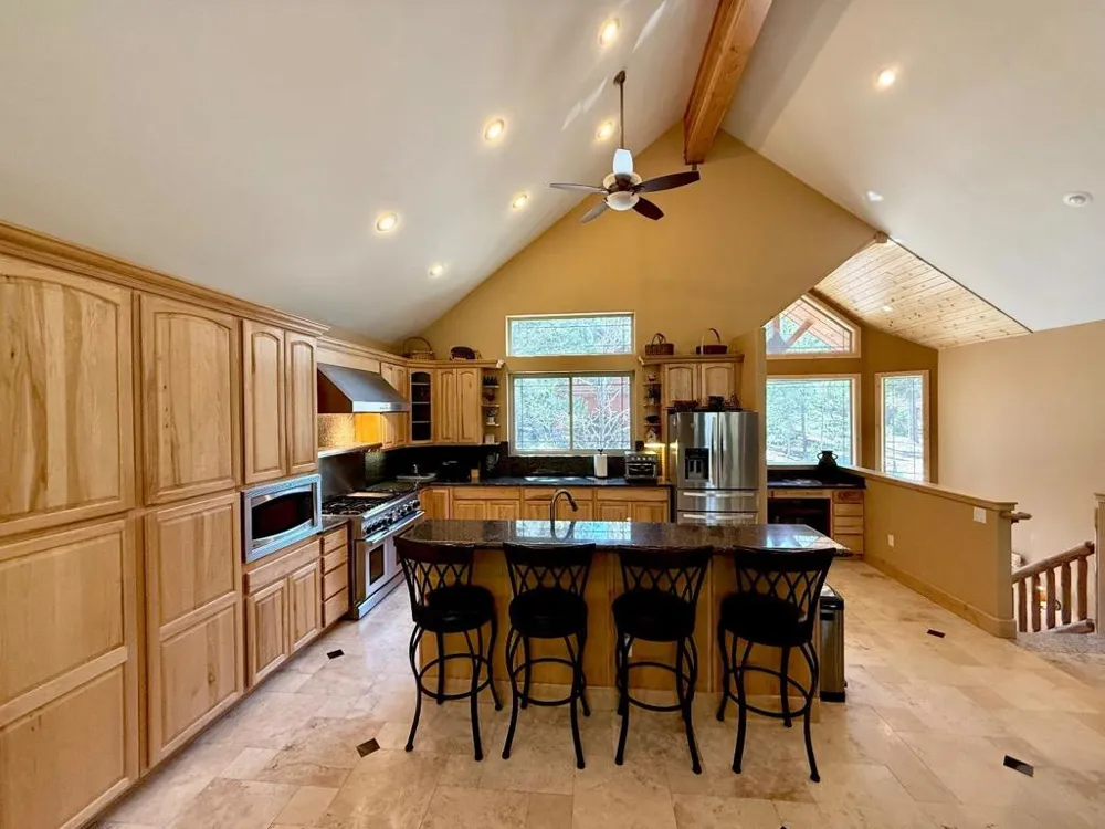 1528 Chippewa Street South Lake Tahoe, CA 96150