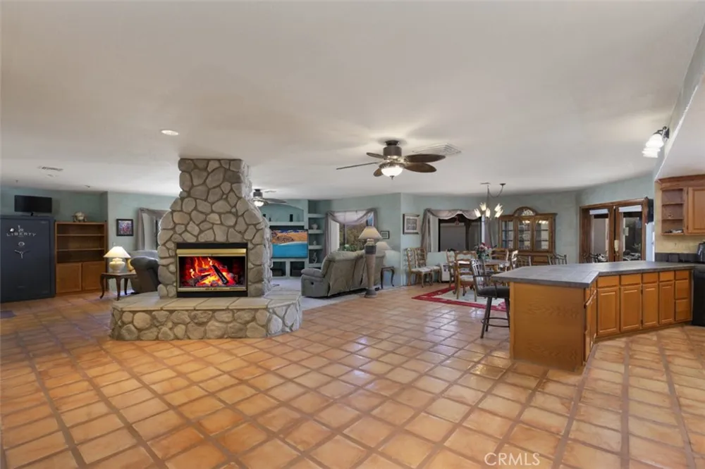 6509 Salulu Big River, CA 92242