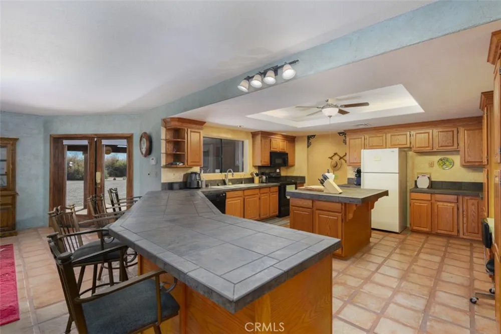 6509 Salulu Big River, CA 92242