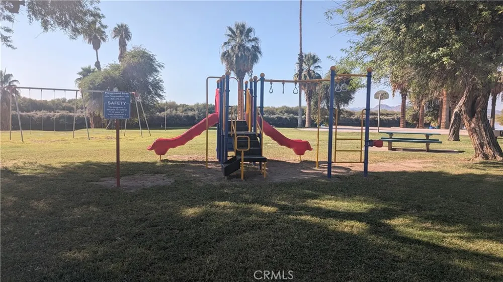 6509 Salulu Big River, CA 92242