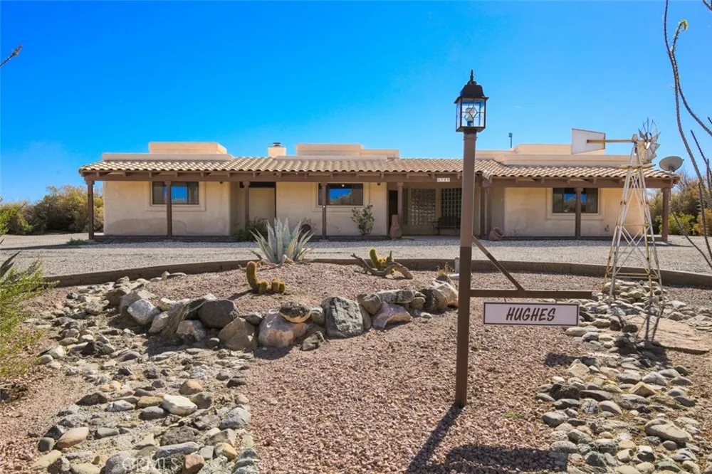 6509 Salulu Big River, CA 92242