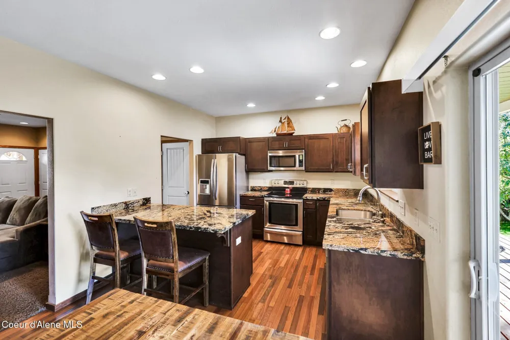 12 Troudt Court Priest River, ID 83856
