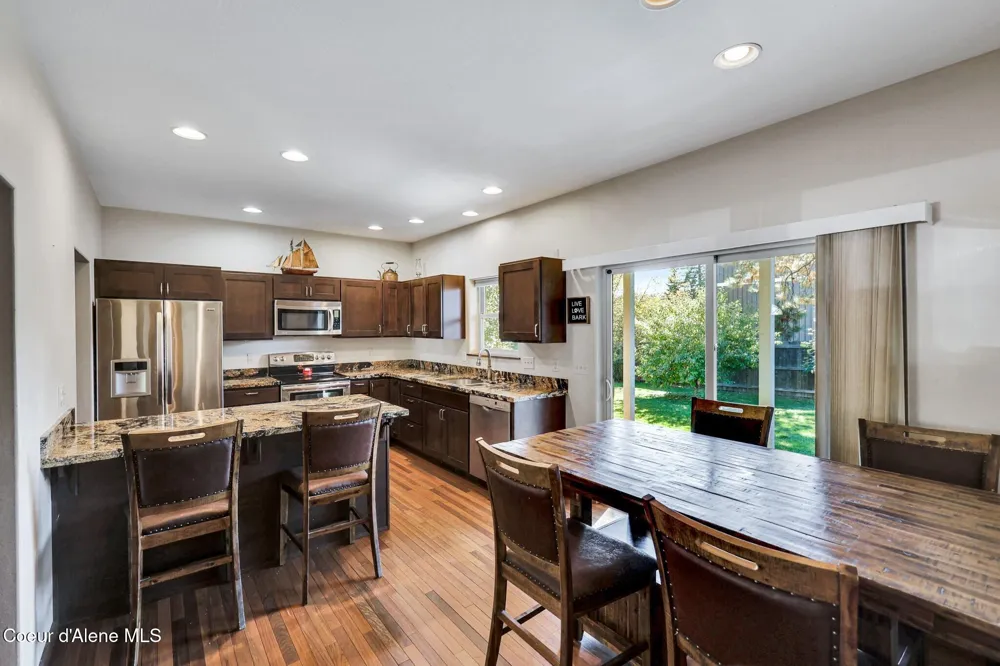 12 Troudt Court Priest River, ID 83856