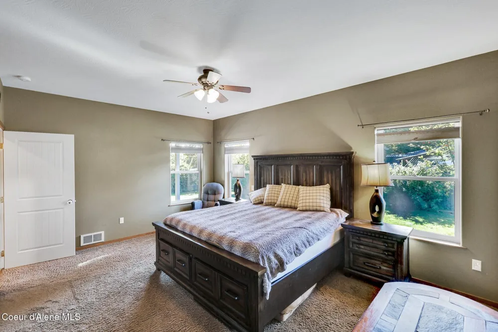 12 Troudt Court Priest River, ID 83856