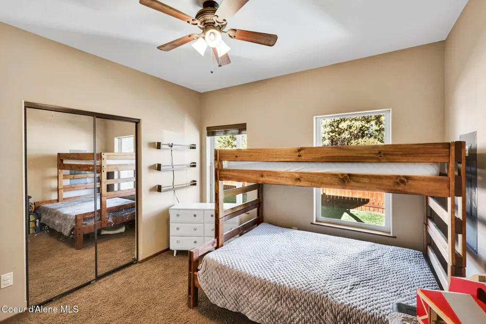 12 Troudt Court Priest River, ID 83856