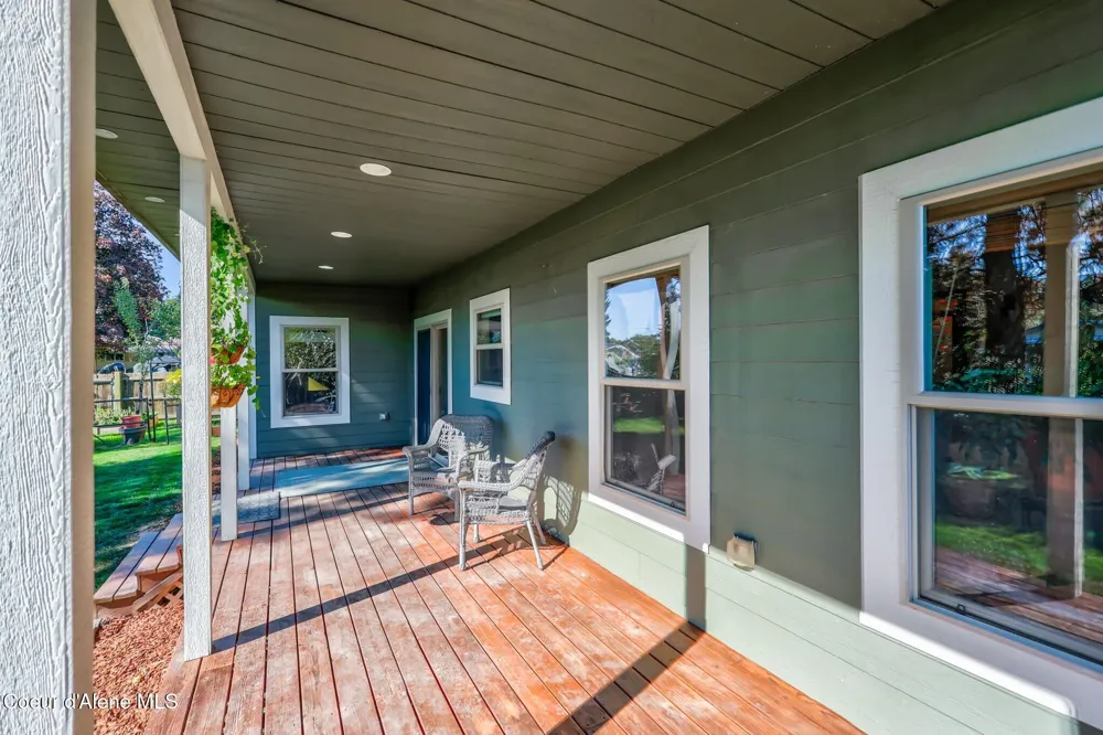12 Troudt Court Priest River, ID 83856