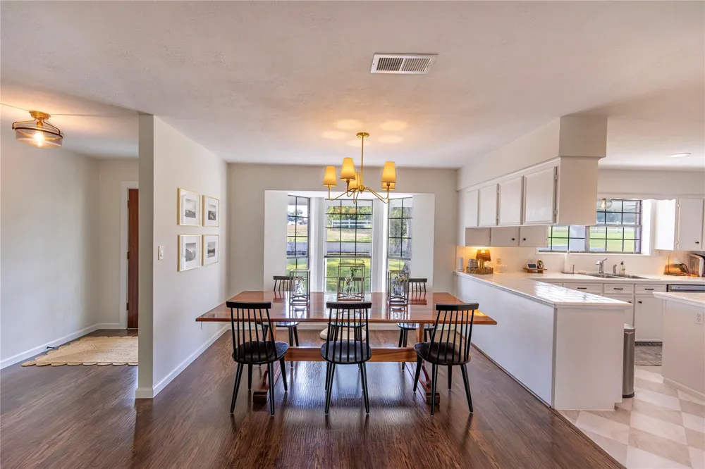 145 Camilla Circle Bellville, TX 77418
