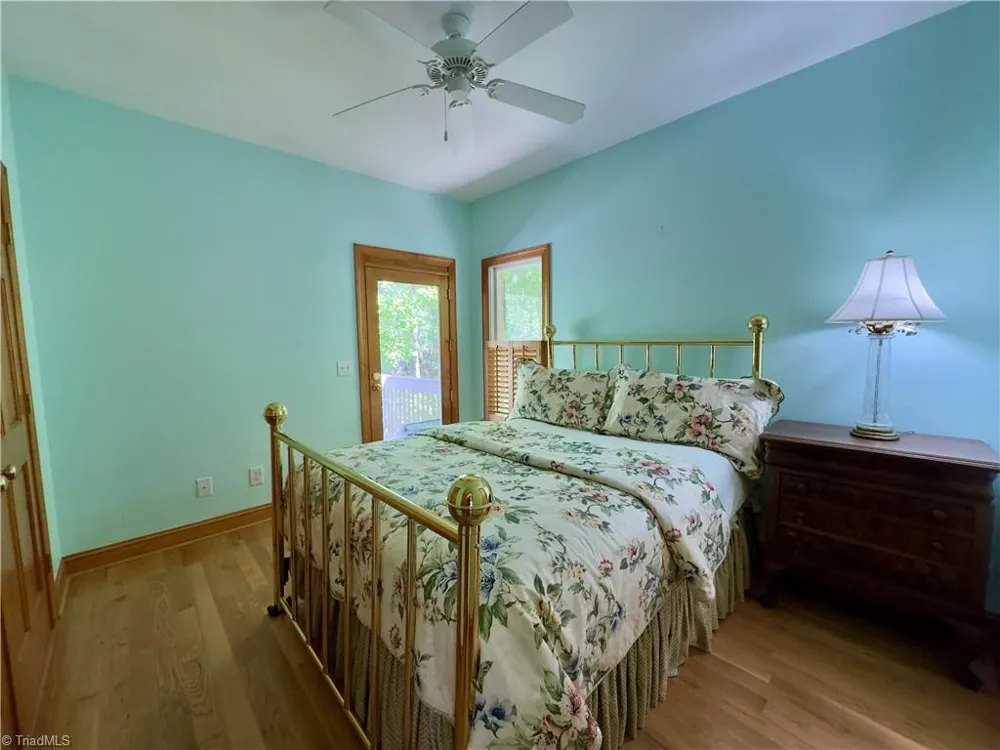 906 Rocky Cove Lane Denton, NC 27239