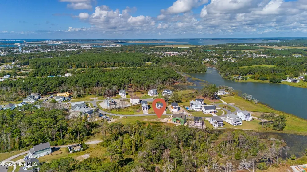 530 Sheldrake Court Beaufort, NC 28516