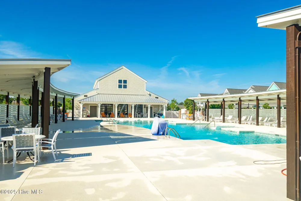 530 Sheldrake Court Beaufort, NC 28516