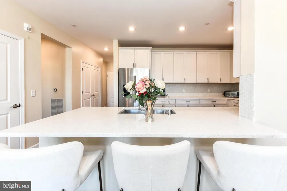2960 VADEN DRIVE #2-406 Fairfax, VA 22031