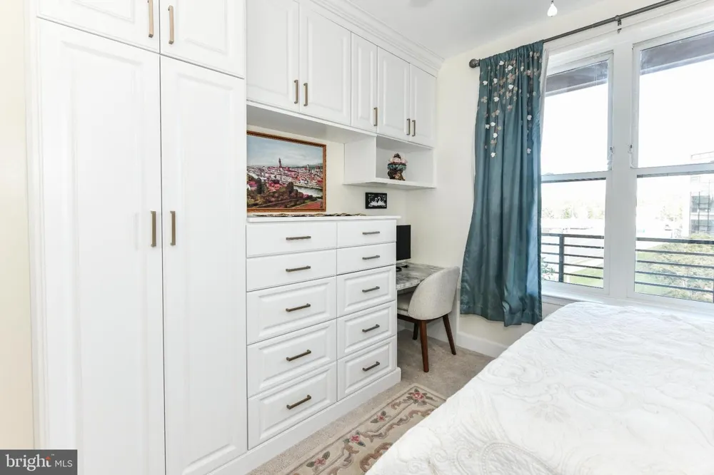 2960 VADEN DRIVE #2-406 Fairfax, VA 22031