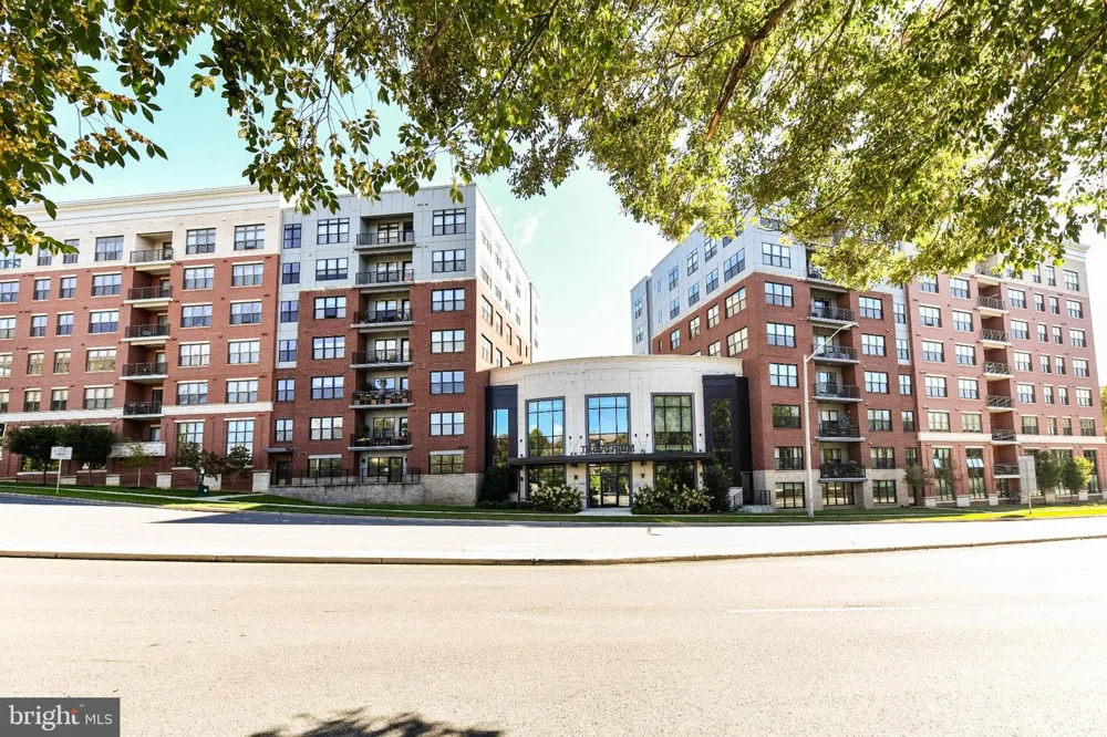 2960 VADEN DRIVE #2-406 Fairfax, VA 22031