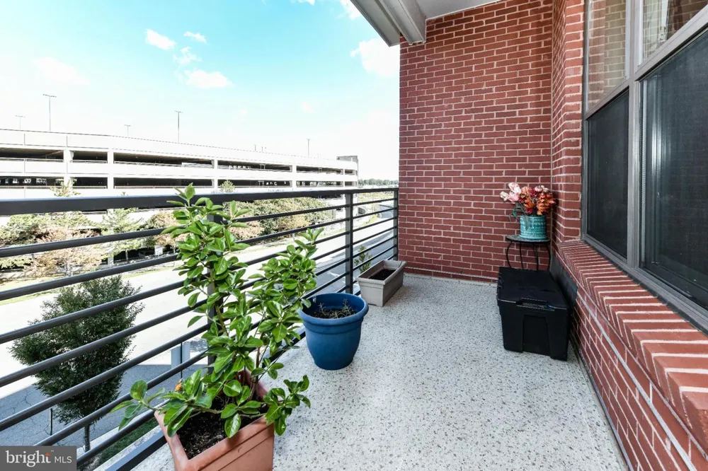 2960 VADEN DRIVE #2-406 Fairfax, VA 22031