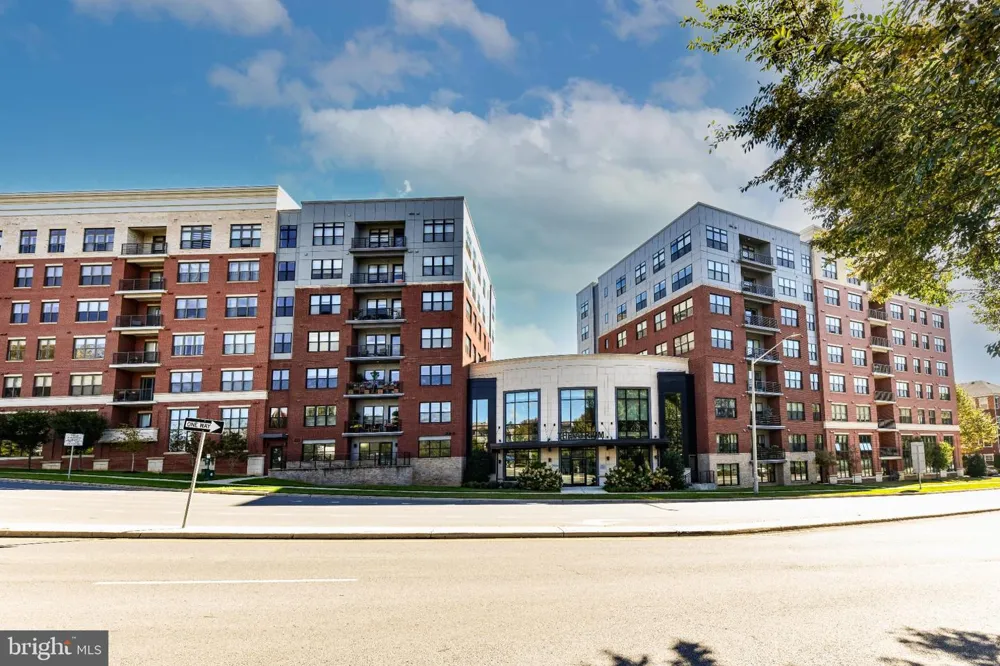 2960 VADEN DRIVE #2-406 Fairfax, VA 22031