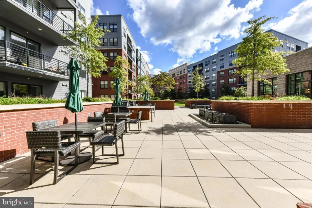 2960 VADEN DRIVE #2-406 Fairfax, VA 22031