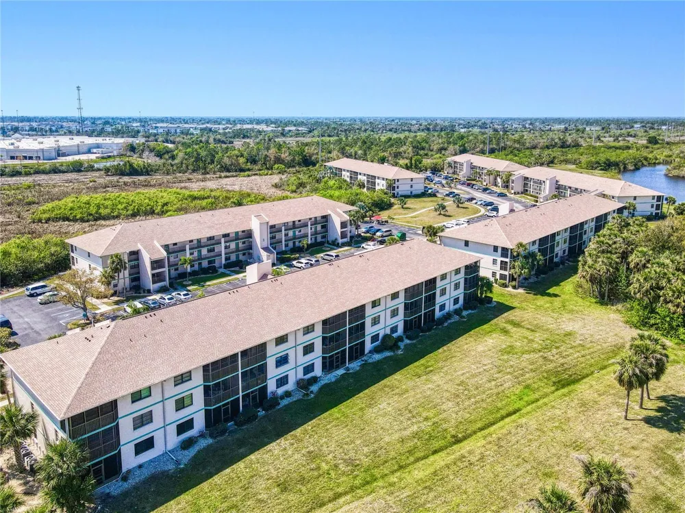 175 KINGS HIGHWAY #225 (B5) Punta Gorda, FL 33983