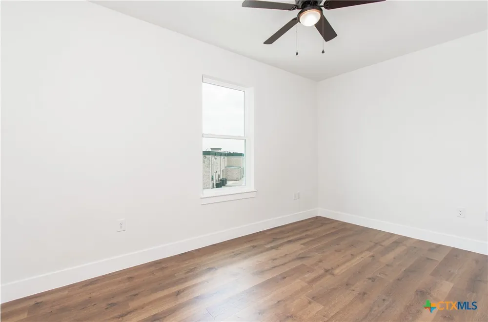 121 Calvin Smith Lane #A & B Jarrell, TX 76537