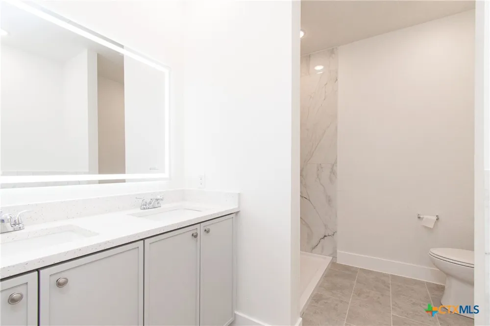 121 Calvin Smith Lane #A & B Jarrell, TX 76537