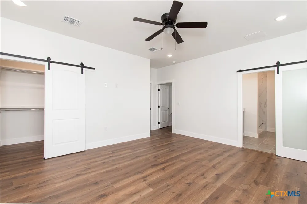 121 Calvin Smith Lane #A & B Jarrell, TX 76537