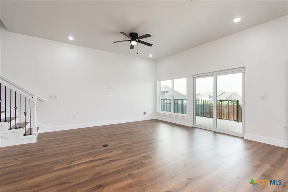 121 Calvin Smith Lane #A & B Jarrell, TX 76537