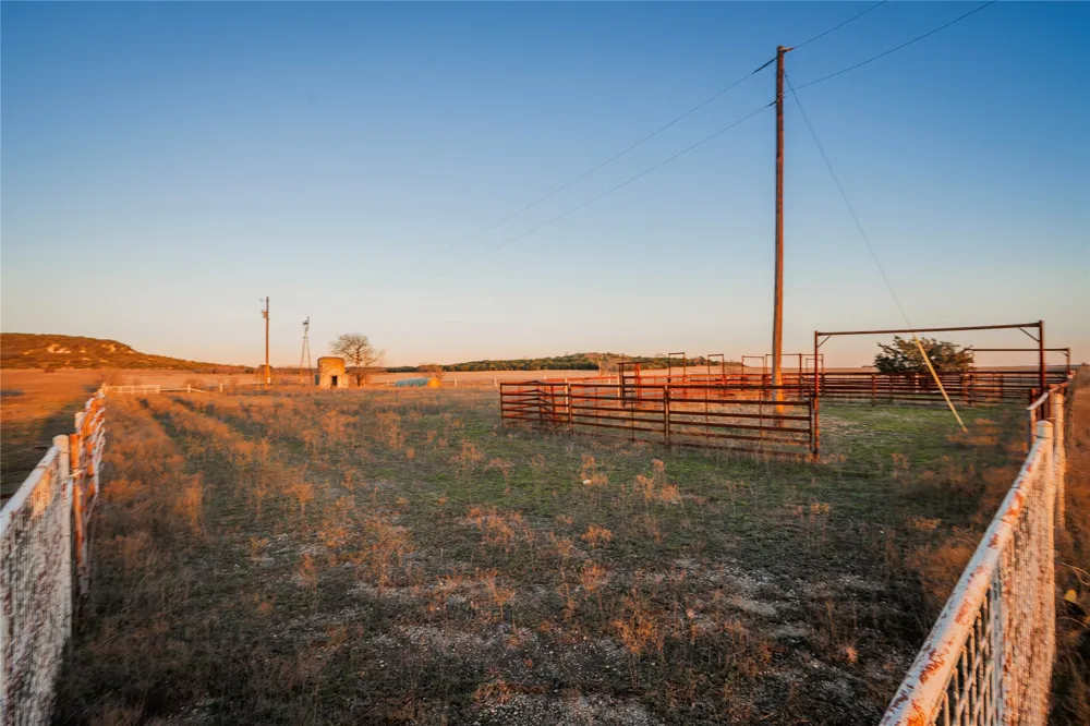 County Road 2376 Walnut Springs, TX 76690