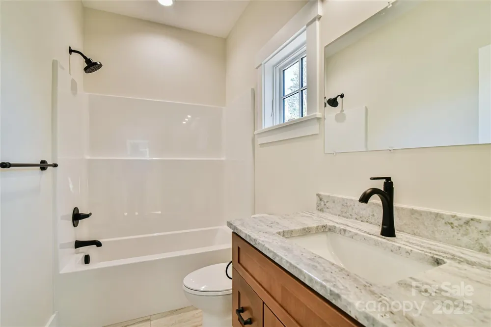 48 Crossings Circle Fairview, NC 28730