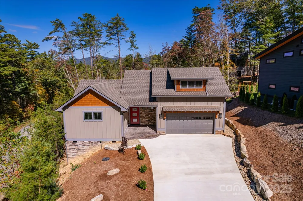 48 Crossings Circle Fairview, NC 28730