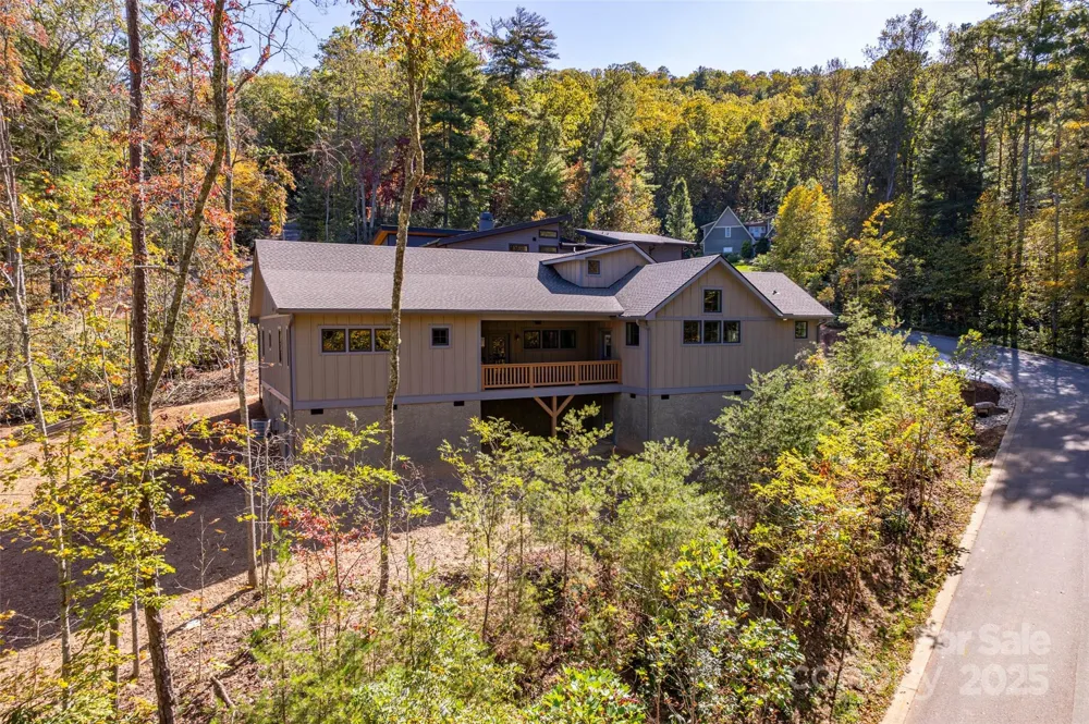 48 Crossings Circle Fairview, NC 28730