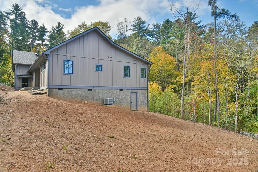 48 Crossings Circle Fairview, NC 28730