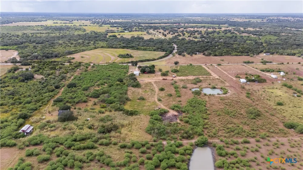 55 Lassman Road Goliad, TX 77963