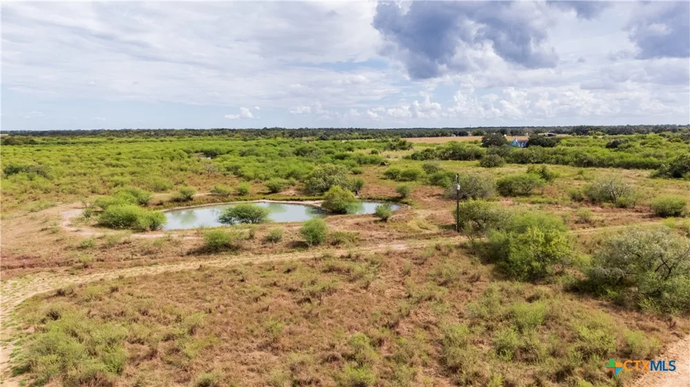 55 Lassman Road Goliad, TX 77963