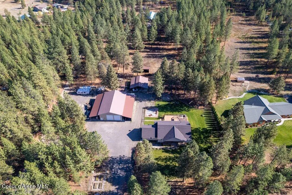 4308 E Rosemont Drive Athol, ID 83801