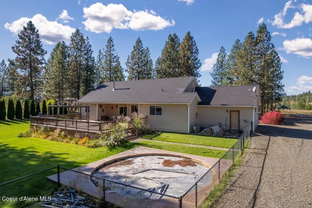 4308 E Rosemont Drive Athol, ID 83801