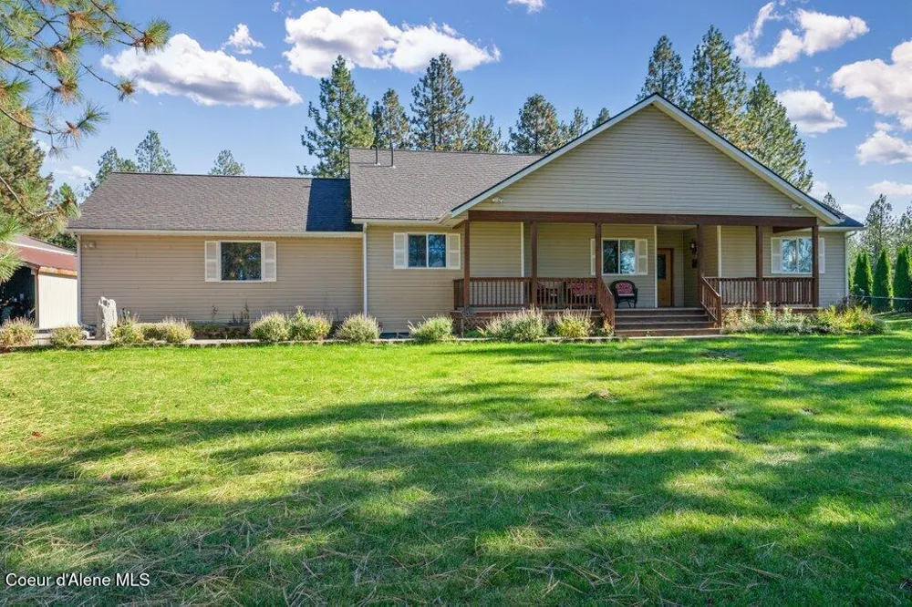 4308 E Rosemont Drive Athol, ID 83801