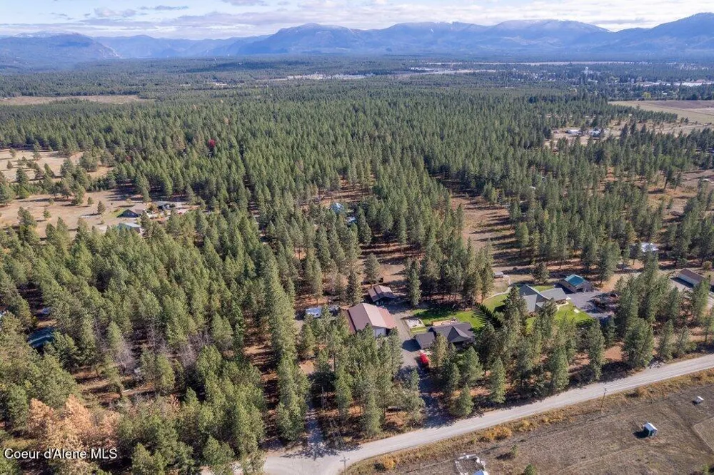 4308 E Rosemont Drive Athol, ID 83801