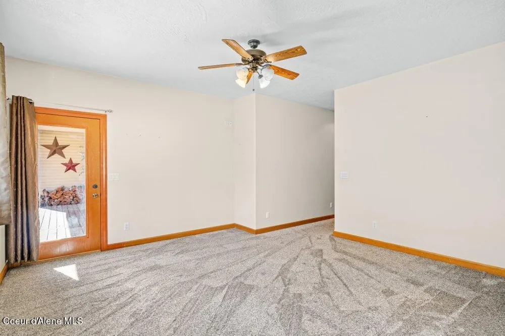 4308 E Rosemont Drive Athol, ID 83801