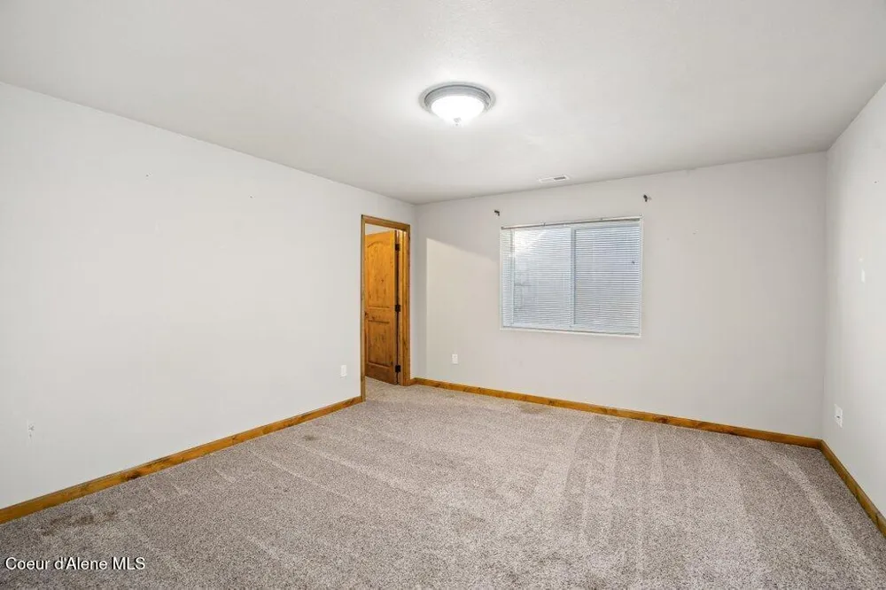 4308 E Rosemont Drive Athol, ID 83801