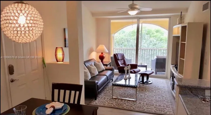 4105 Residence DR #117 Fort Myers, FL 33901