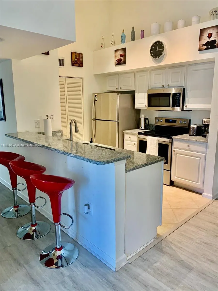 4105 Residence DR #117 Fort Myers, FL 33901